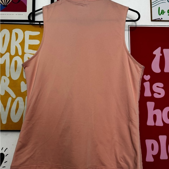 Nike Running Women’s Puffer Vest - M - Peach Pink - New with Tags - Picture 6 of 9